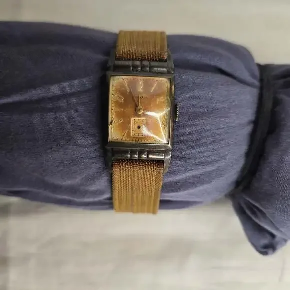 Vintage Longines 1940s Men's Wristwatch